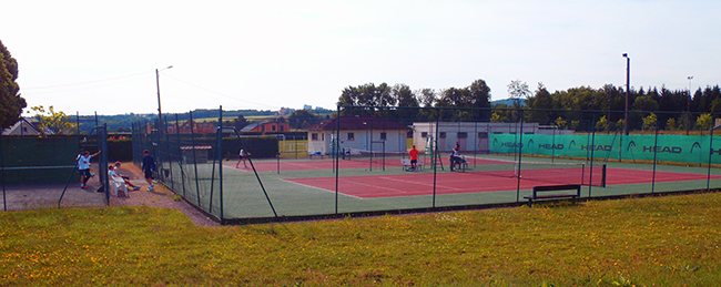 Cours de tennis